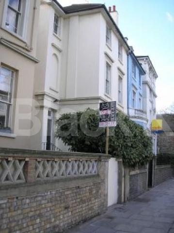 			2 Bedroom, 1 bath, 1 reception Flat			 Regents Pk Road, REGENTS PARK / PRIMROSE HILL NW1